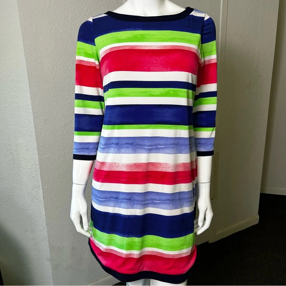 Vince Camuto Dresses & Skirts - Vince Camuto Striped Watercolor Dress Sz 8